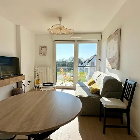 Henson, Pour 4 Personnes *